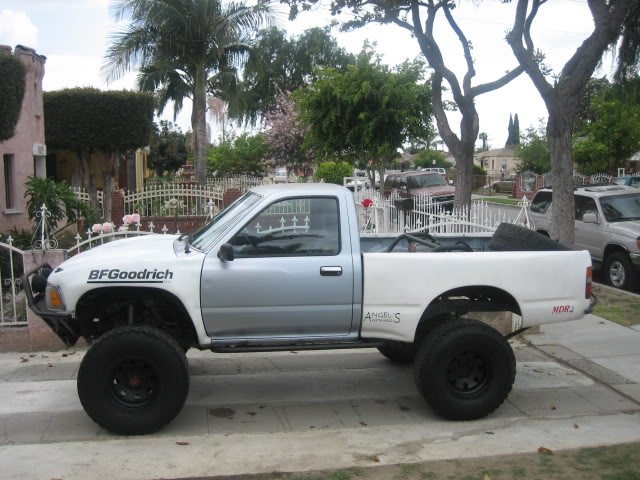 Toyota Pickup Prerunner