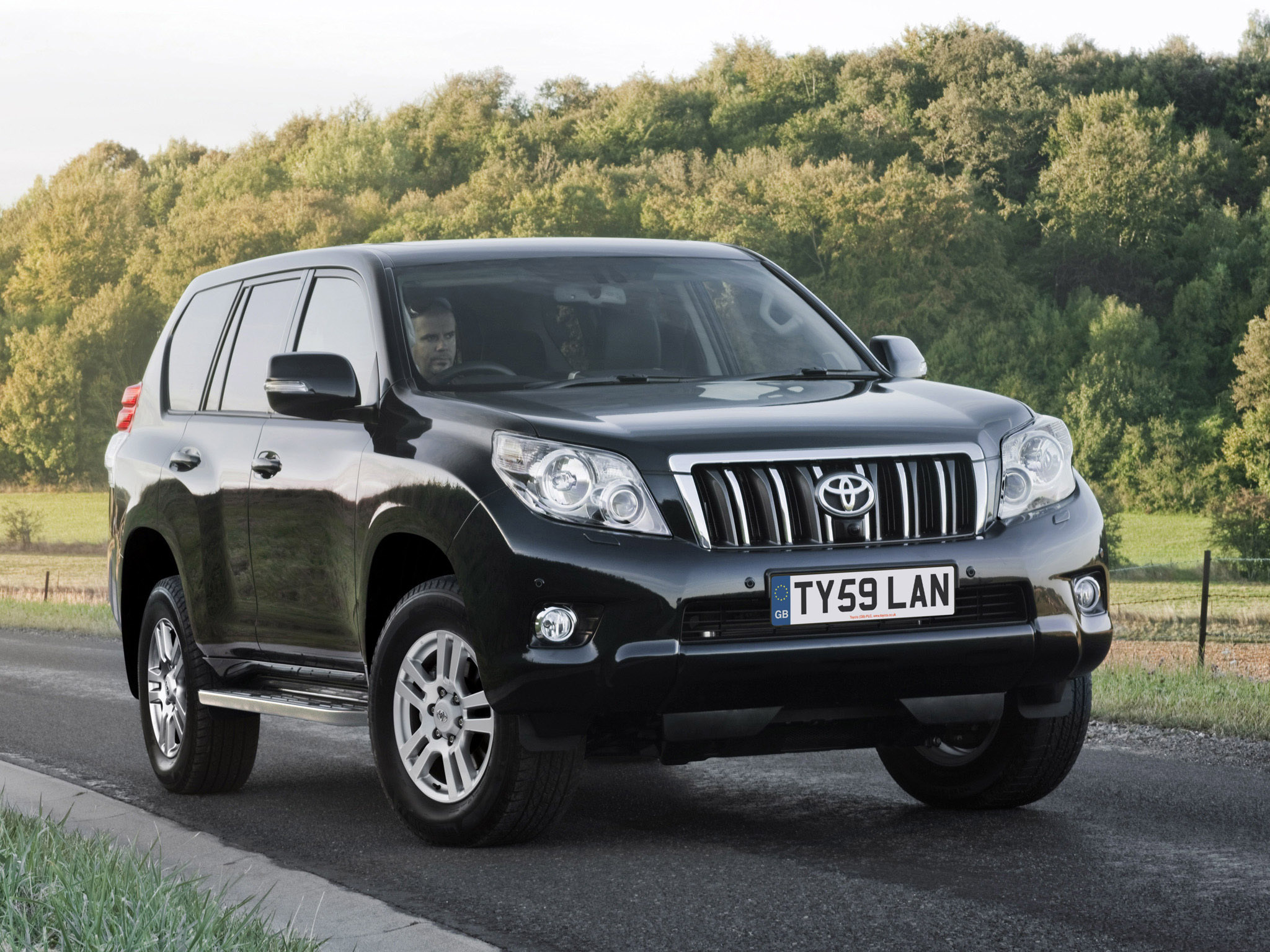 toyota prado 150