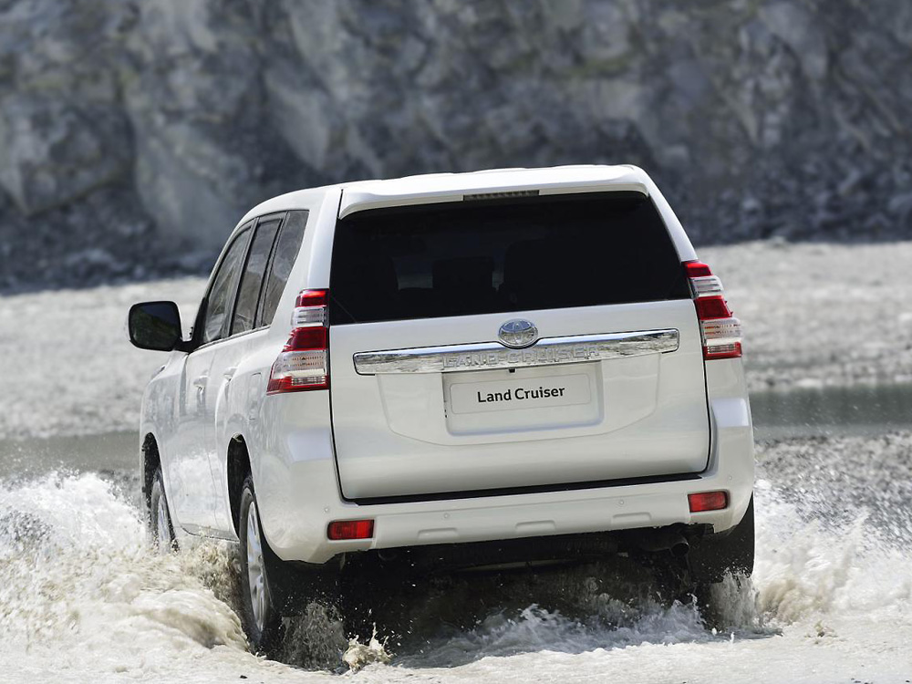 toyota prado 2014