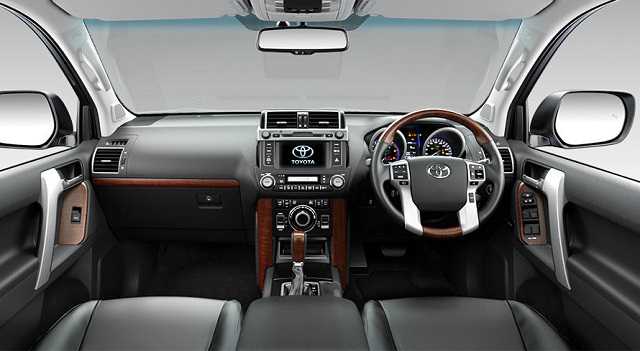 toyota prado 2017