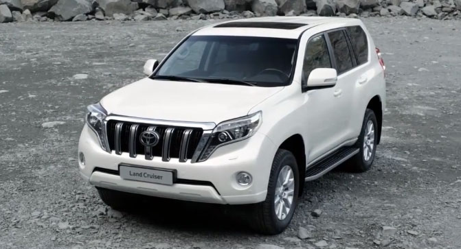 toyota prado 2017