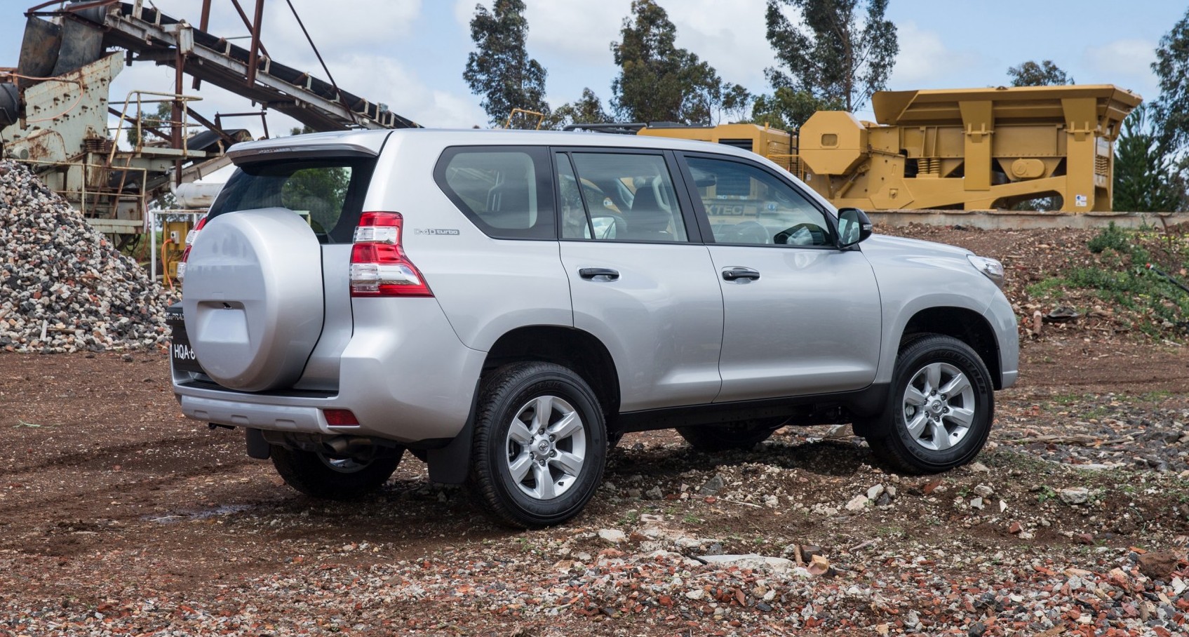 toyota prado suv