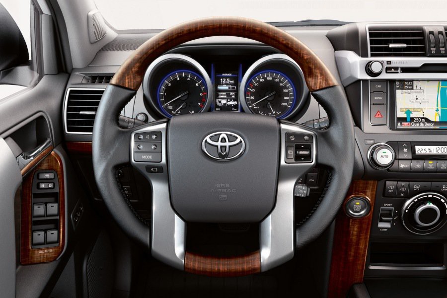 toyota prado tx 2015