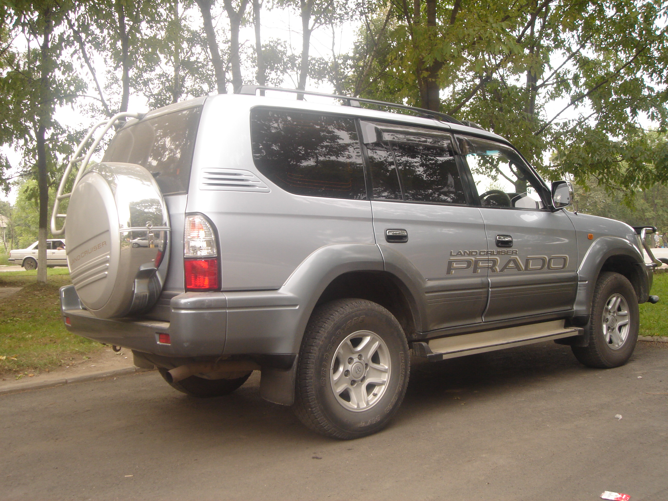 toyota prado tz