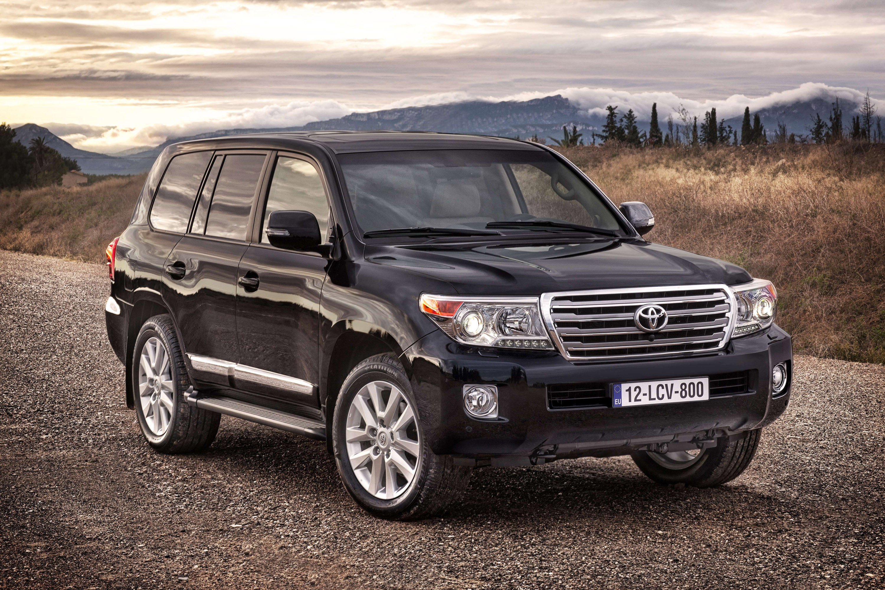 toyota prado v8