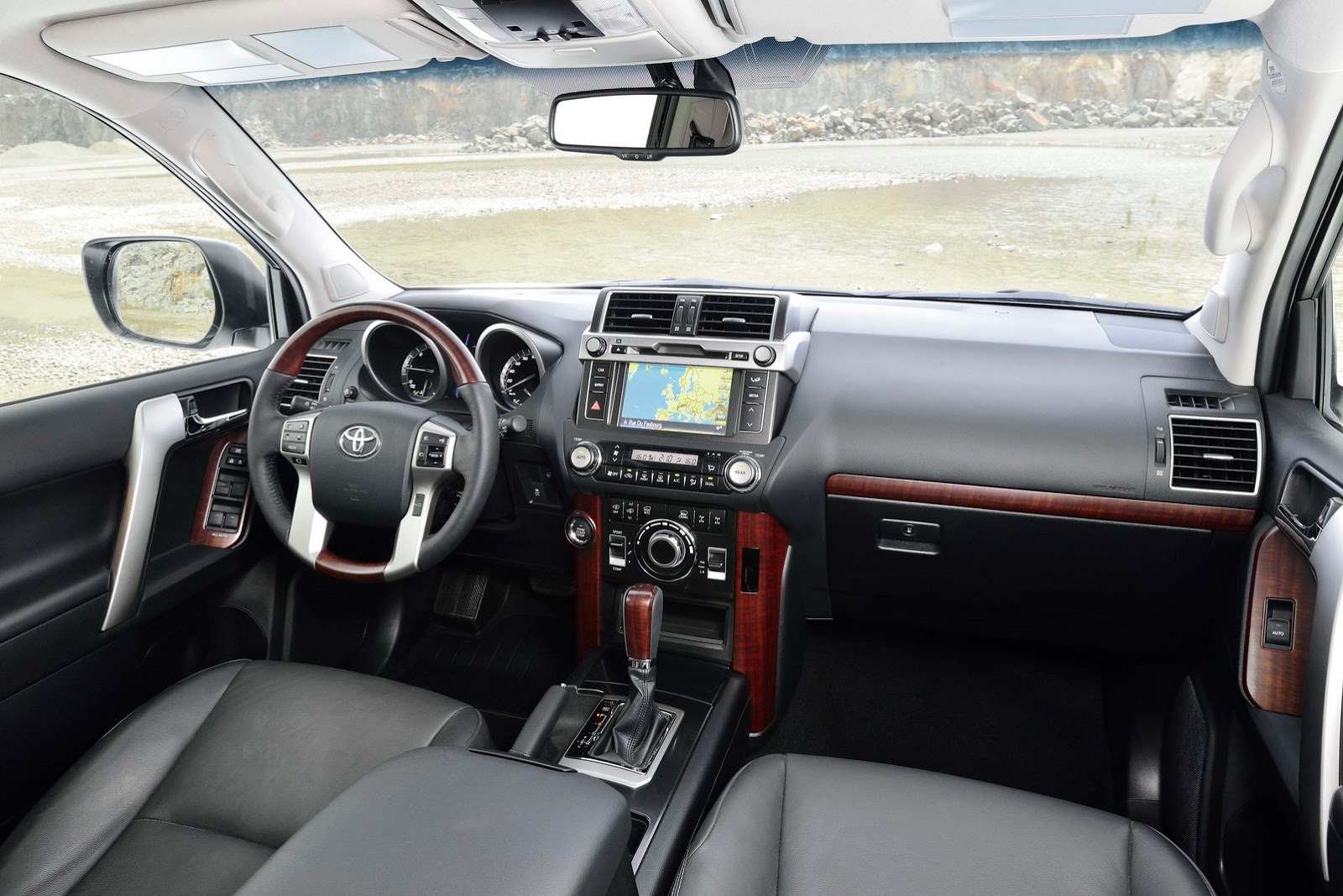 toyota prado vx 2014