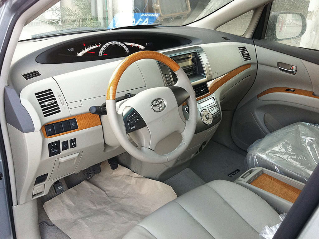 Toyota Previa 2011
