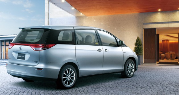 Toyota Previa 2015