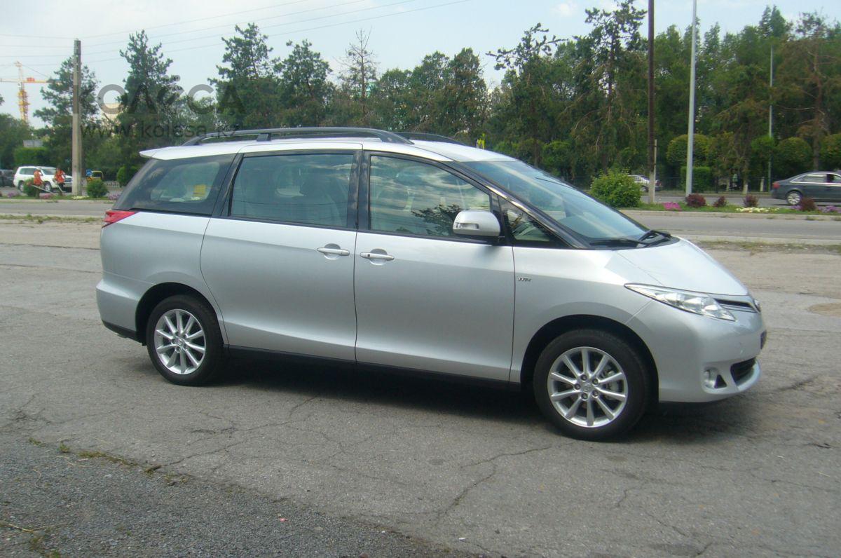 Toyota Previa 2016