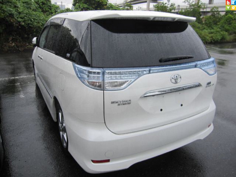 Toyota Previa Hybrid