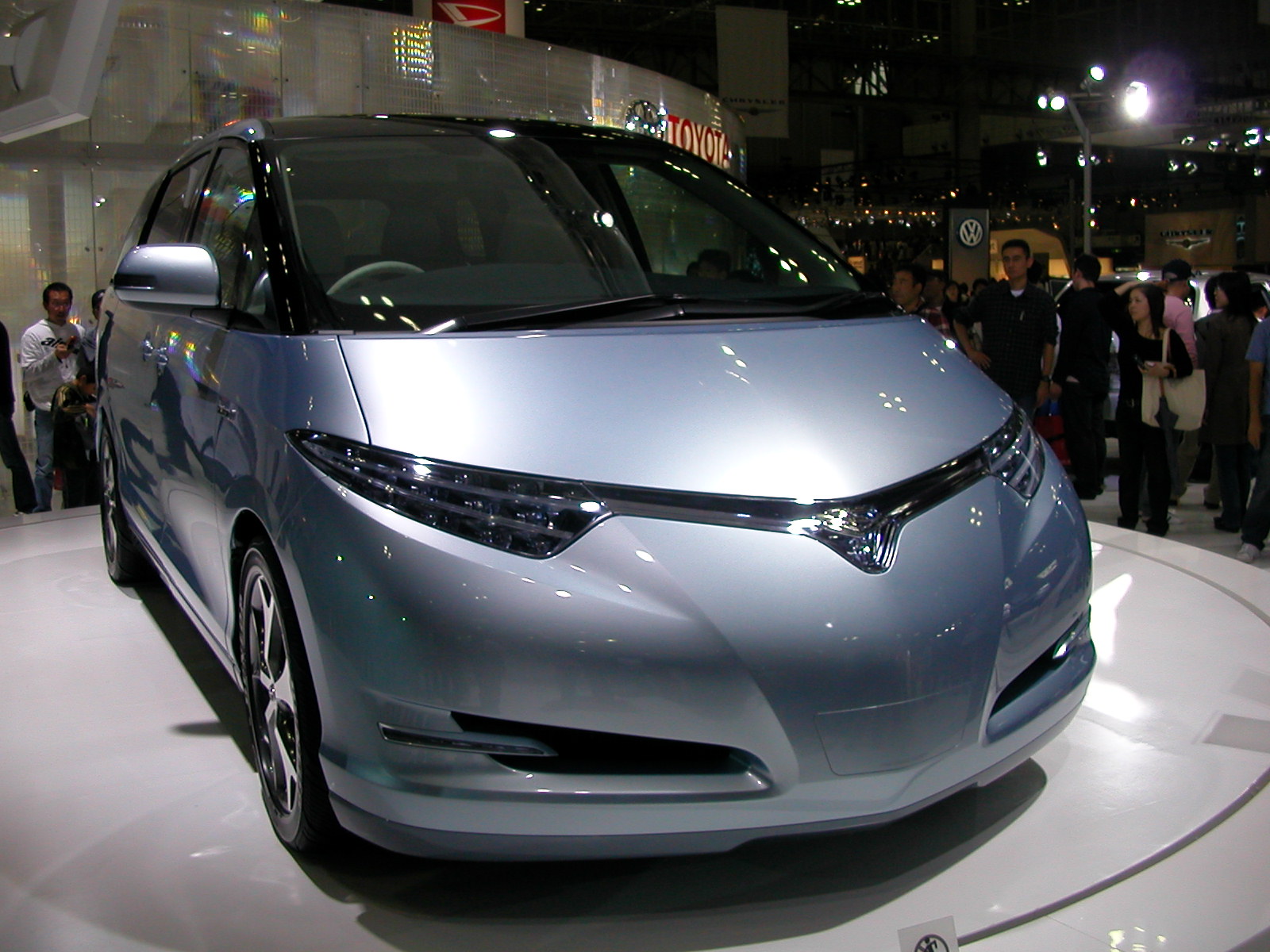 Toyota Previa Hybrid