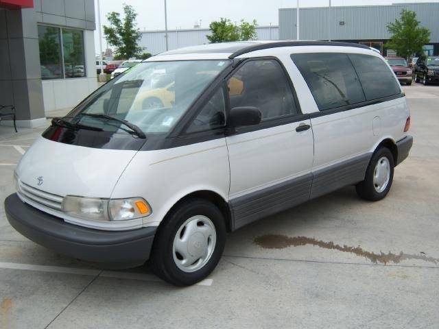Toyota Previa Le