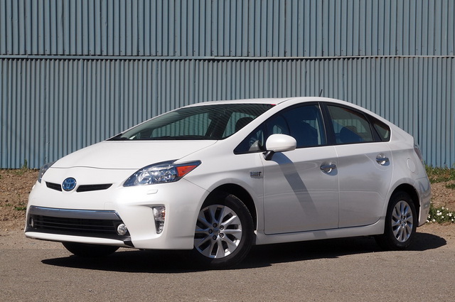 Toyota Prius 4wd