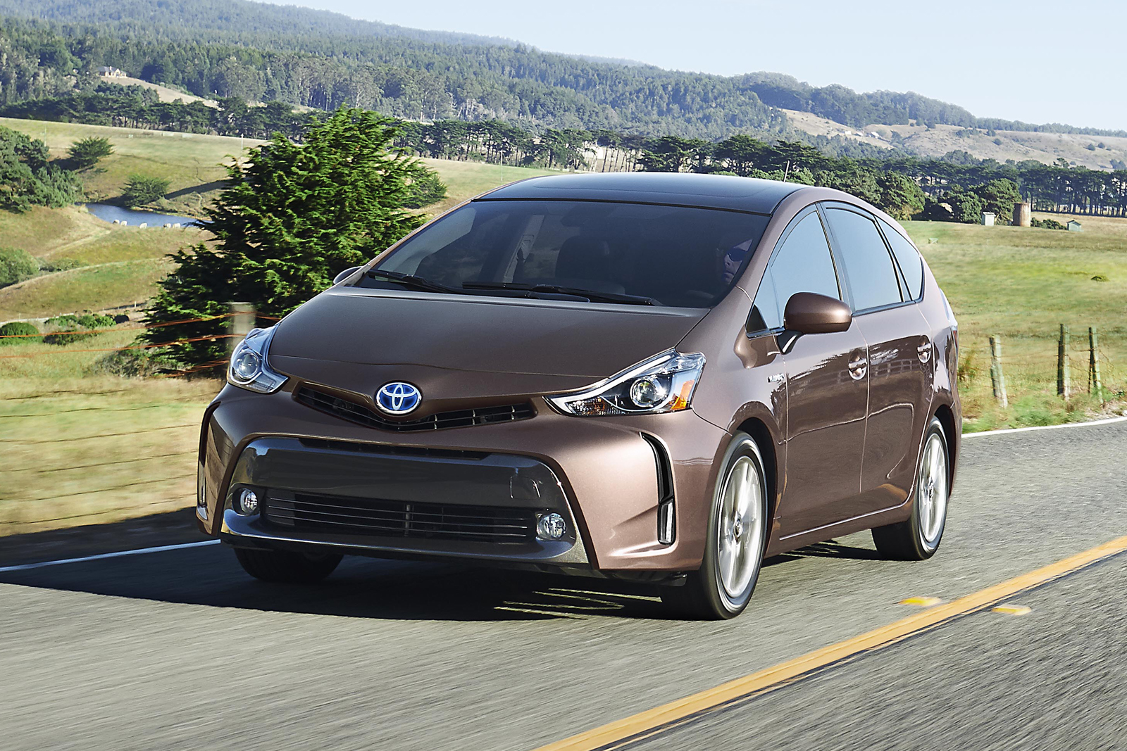 Toyota Prius Awd