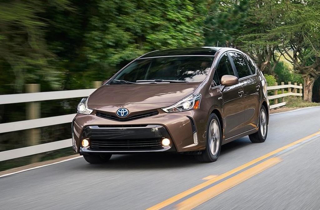 Toyota Prius Awd