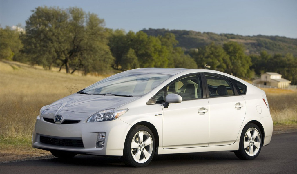 Toyota Prius Awd
