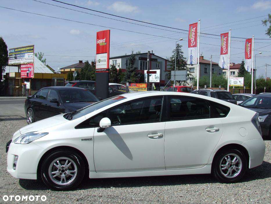 Toyota Prius Hybrid Sol