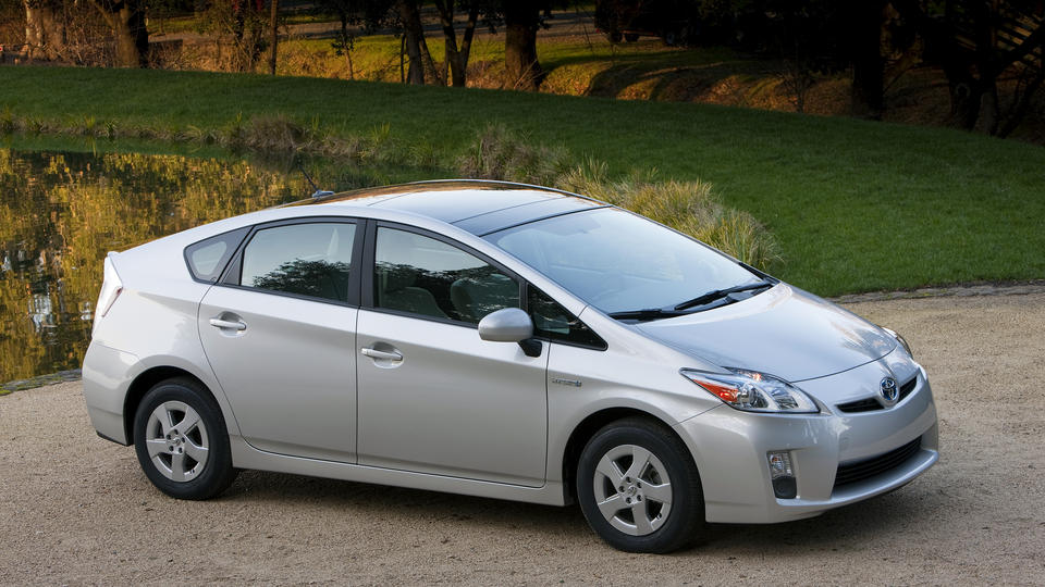 Toyota Prius Iv