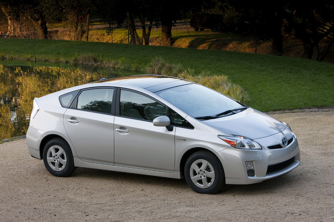 Toyota Prius Iv