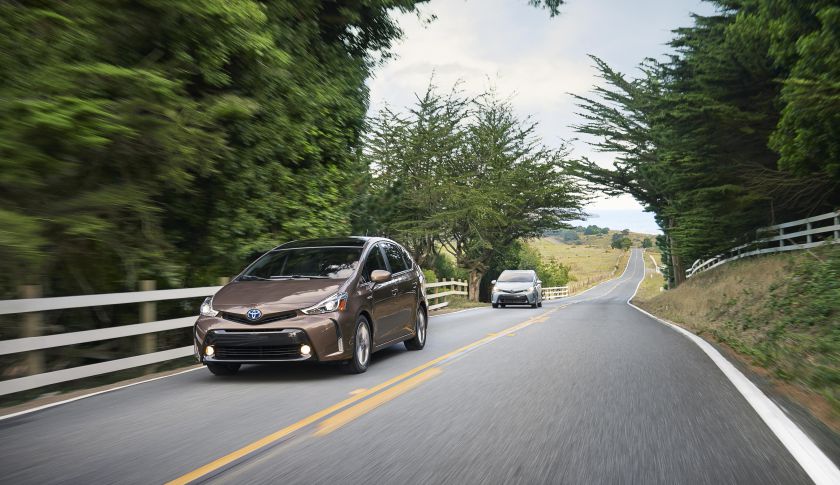 Toyota Prius V 2016