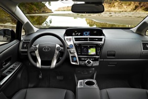 Toyota Prius Wagon 2015