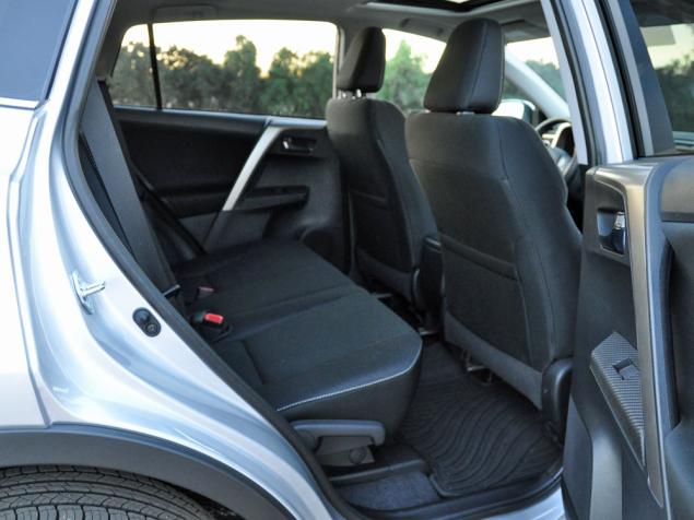Toyota Rav4 6 Seater