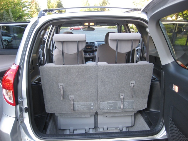 Toyota Rav4 7 Passenger