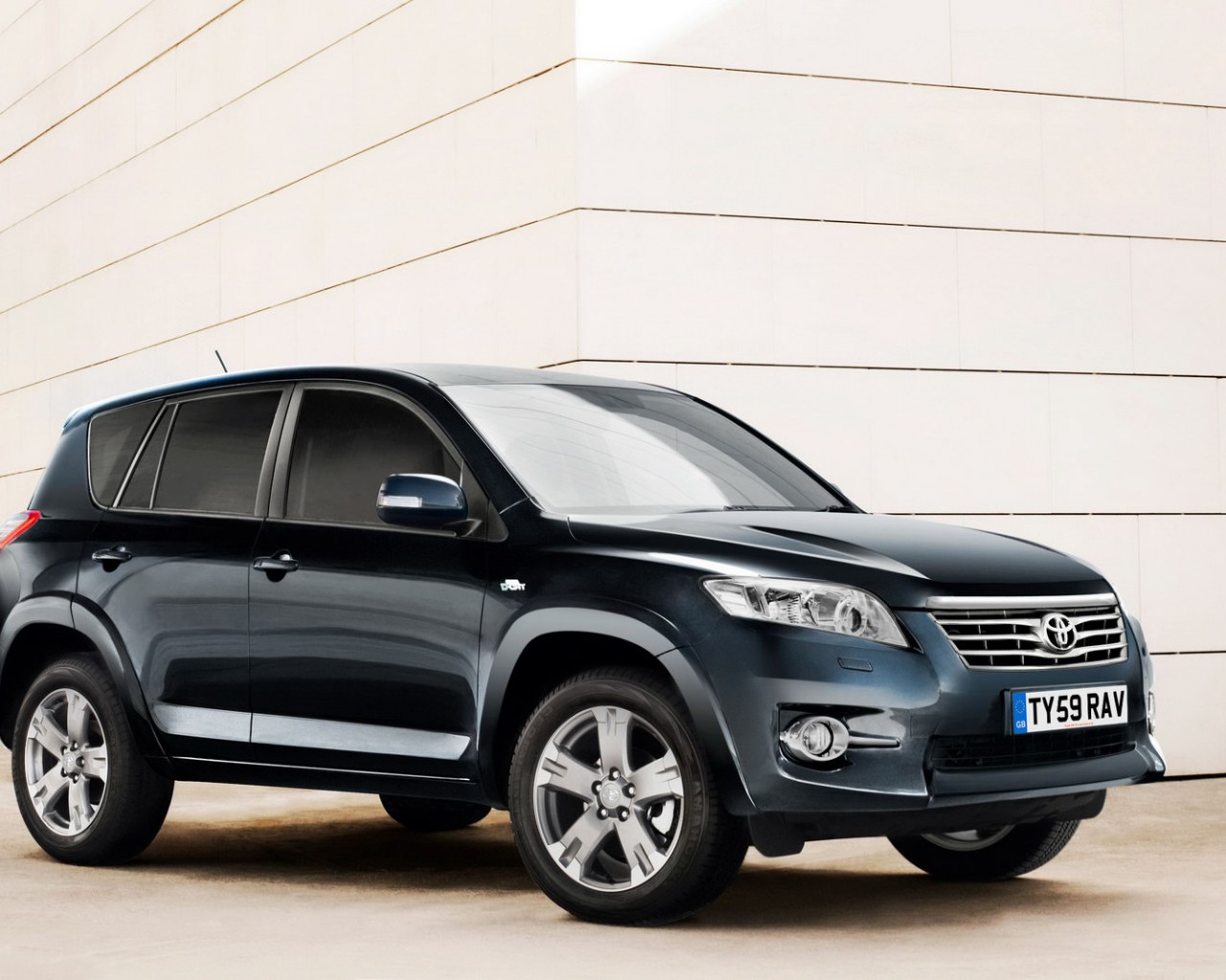 Toyota Rav4 Black