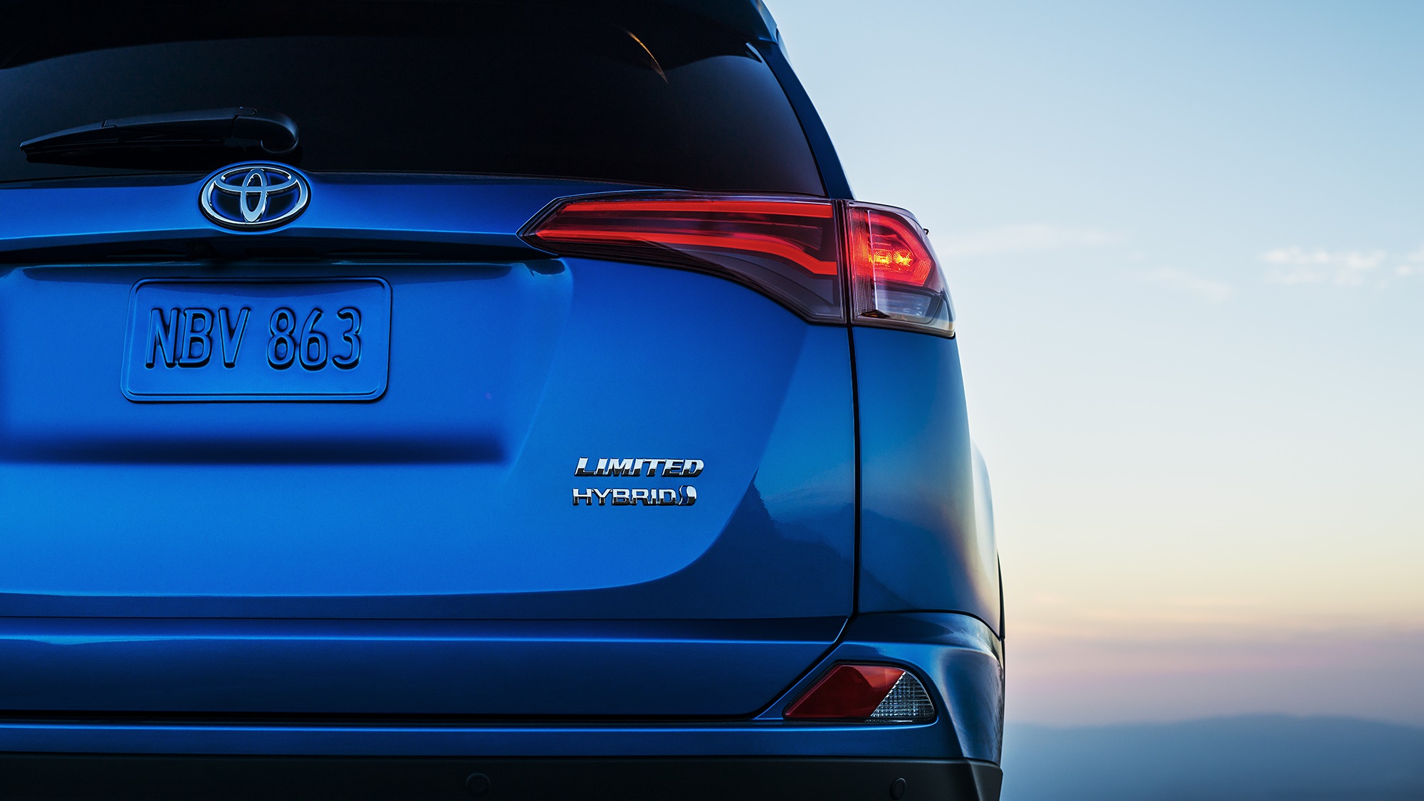 Toyota Rav4 Hybrid 2015