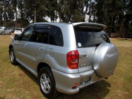 Toyota Rav4 J