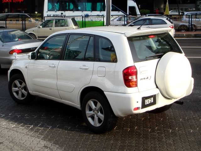 Toyota Rav4 J