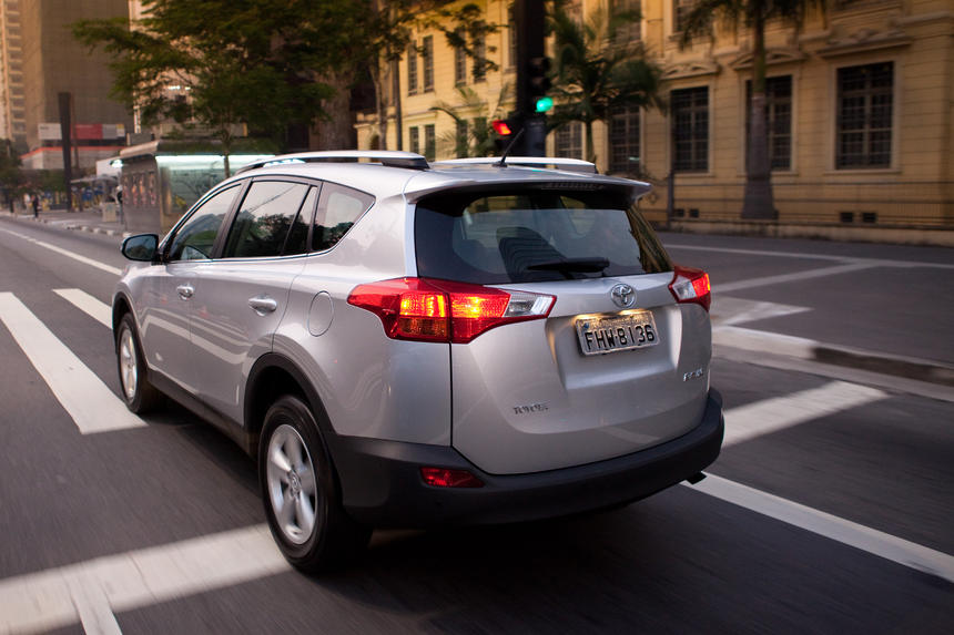 Toyota Rav4 Le 2014