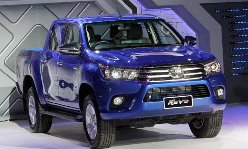 Toyota Revo 2016