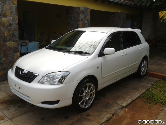 Toyota Runx 2004