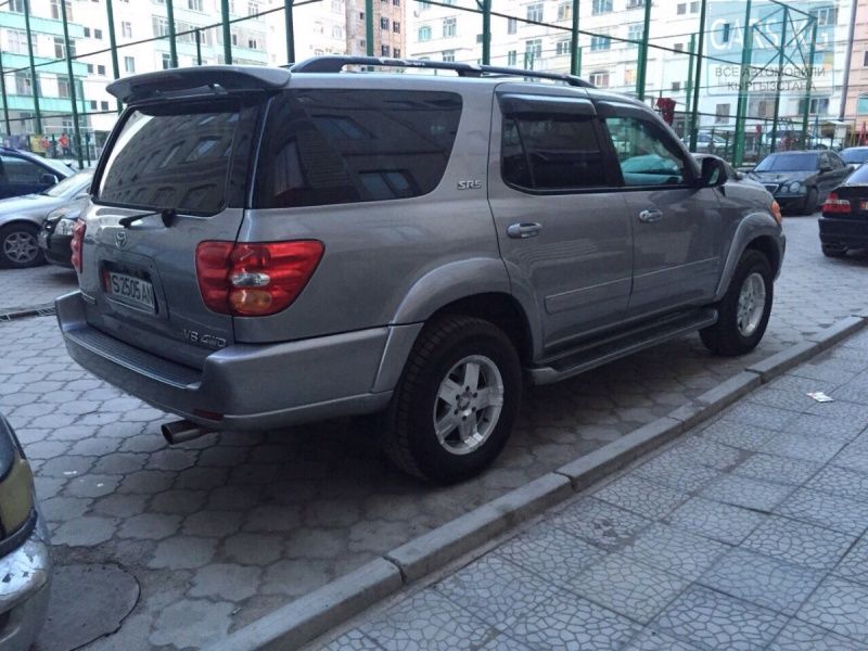 Toyota Sequoia 2001