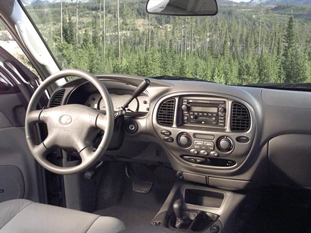 Toyota Sequoia 2002