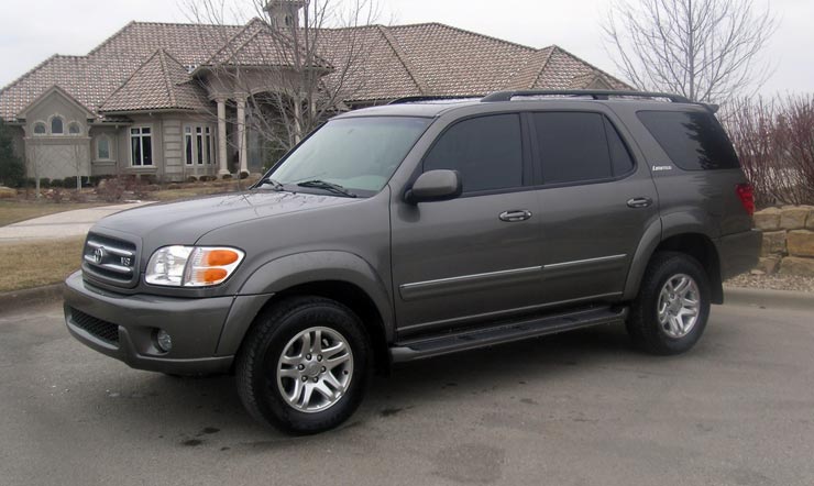 Toyota Sequoia 2004
