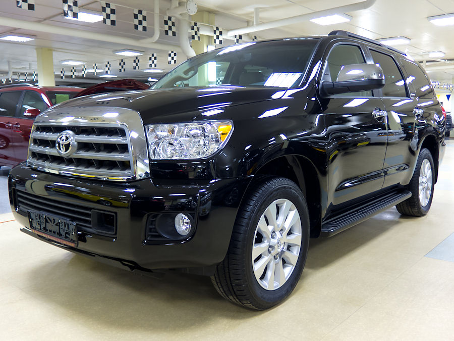 Toyota Sequoia 2014