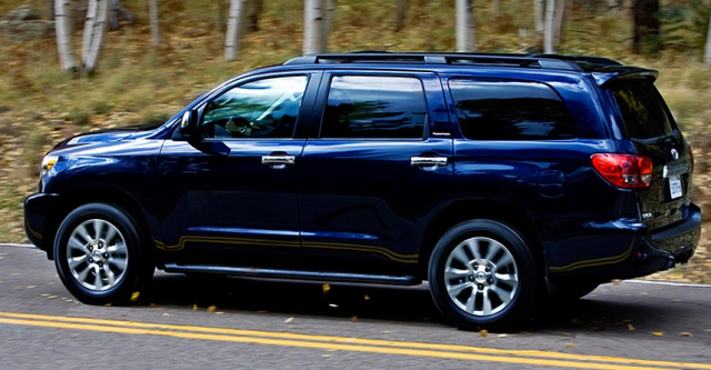 Toyota Sequoia 2016
