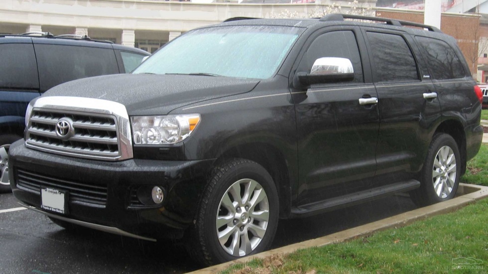 Toyota Sequoia 2017