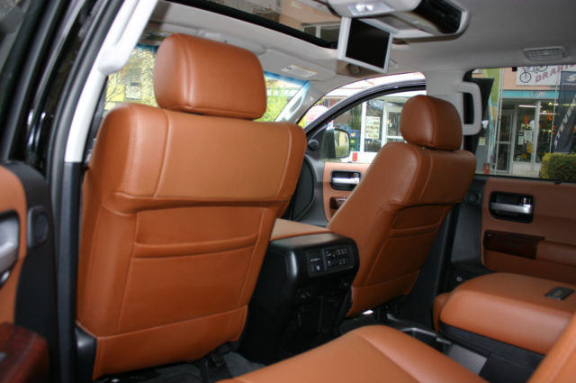 Toyota Sequoia 5.7 V8