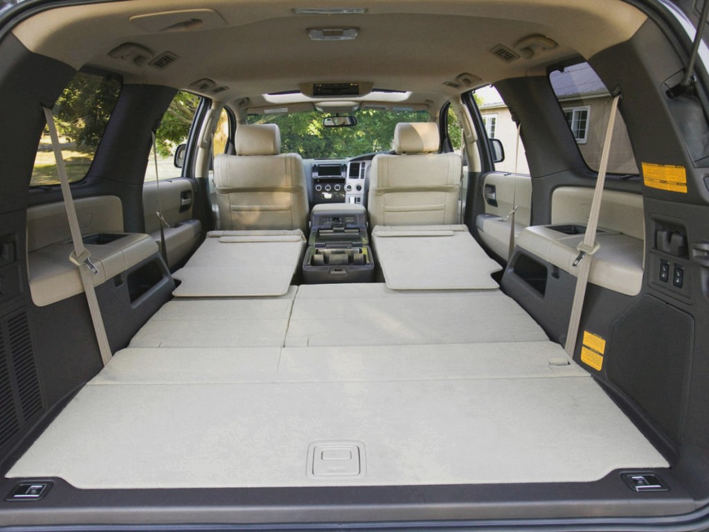 Toyota Sequoia 8 Passenger