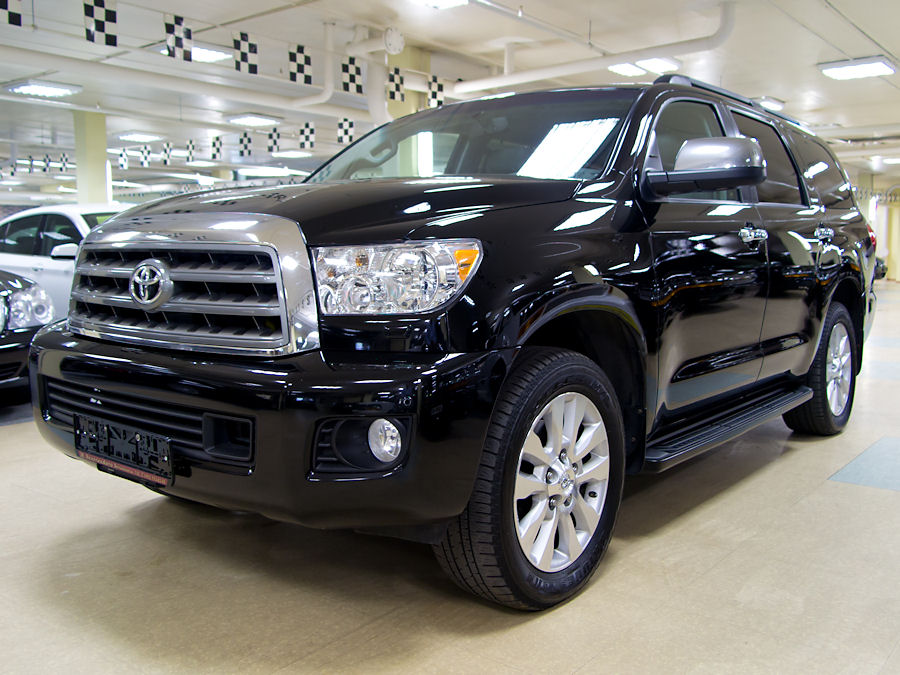 Toyota Sequoia Awd