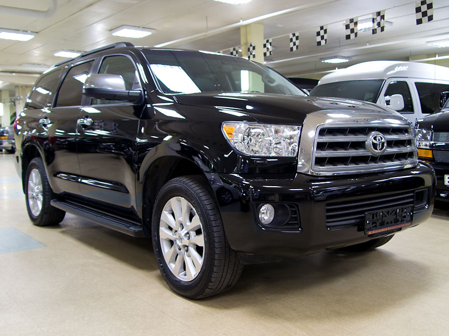 Toyota Sequoia Awd