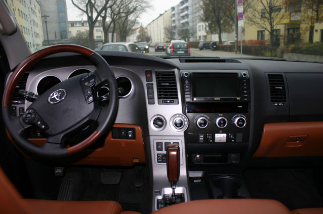 Toyota Sequoia Limited 2015