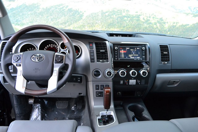 Toyota Sequoia V8