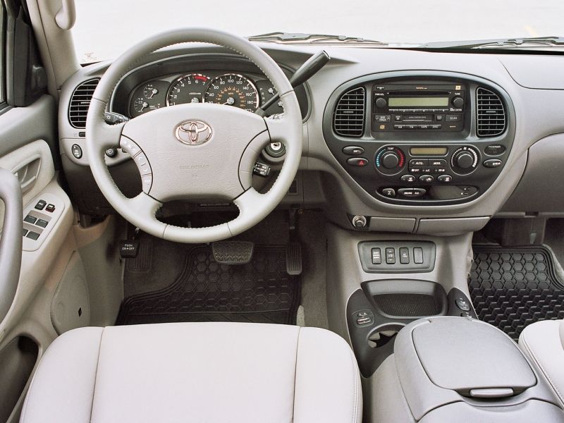 Toyota Sequoia V8