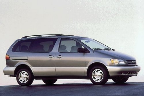 Toyota Sienna 1999