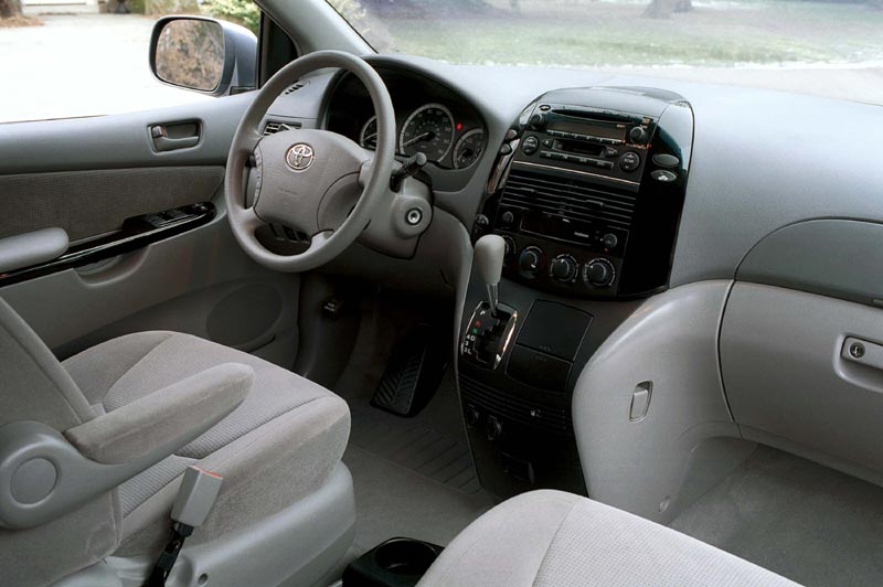 Toyota Sienna 1999