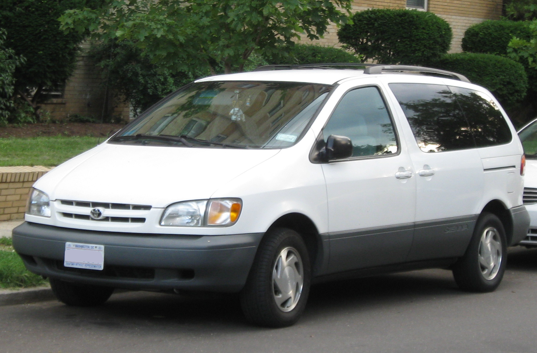 Toyota Sienna 2000